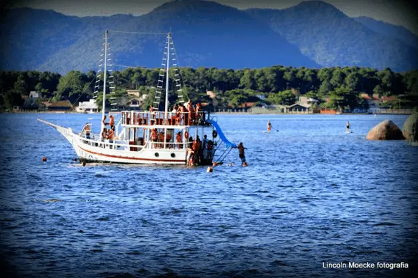 Lagoa da Conceiçãoでのボートトリップ