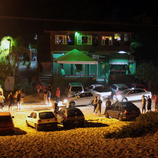 Bar DeRaiz - Samba, forró e música de qualidade na Joaquina