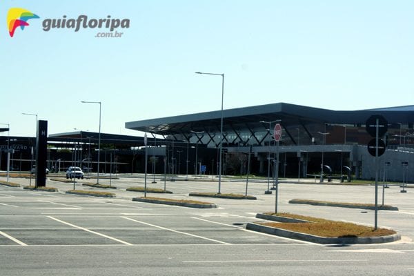 Carianos - Aeroporto Internacional Hercílio Luz
