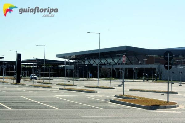 Carianos - Aeropuerto Internacional Hercílio Luz