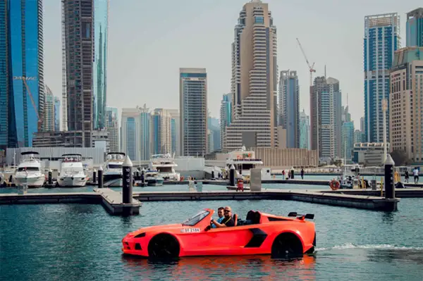 迪拜風景秀麗的乘船遊覽