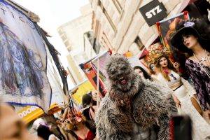 4º Grande Baile Místico acontece no final do mês para celebrar o universo fantástico de Floripa