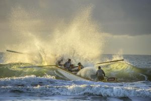 Exposição 'Canoas de Garapuvu – As Senhoras da Praia'