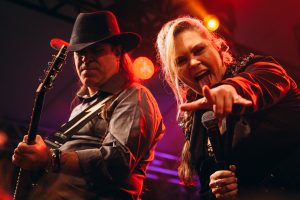 Rock'n Camerata agita a véspera do Dia dos Namorados no CIC