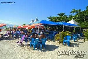 Restaurantes pé-na-areia - Praia do Forte